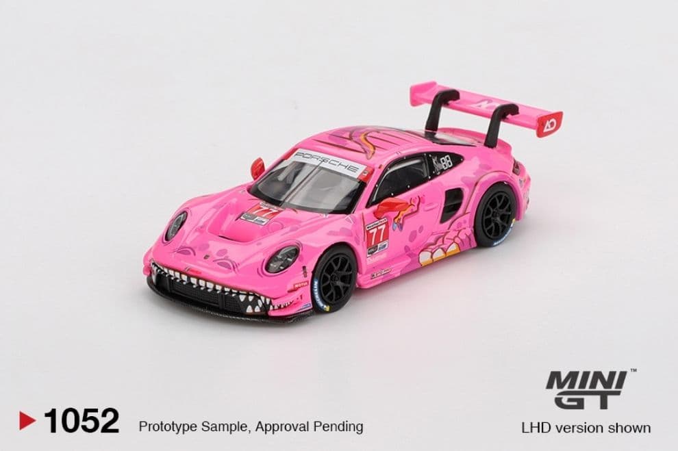 Mô hình xe Mini GT Roxy MGT01052 Porsche 911 GT3 R #77 AO Racing 2024 - ảnh 2