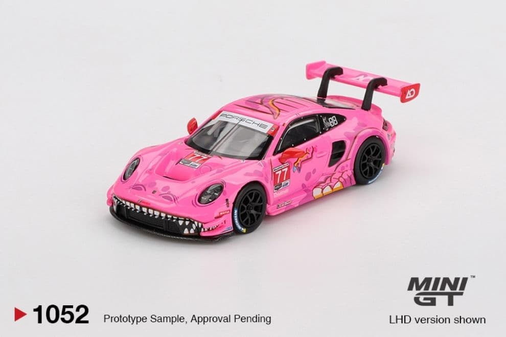 Mô hình xe Mini GT Roxy MGT01052 Porsche 911 GT3 R #77 AO Racing 2024 - ảnh 1