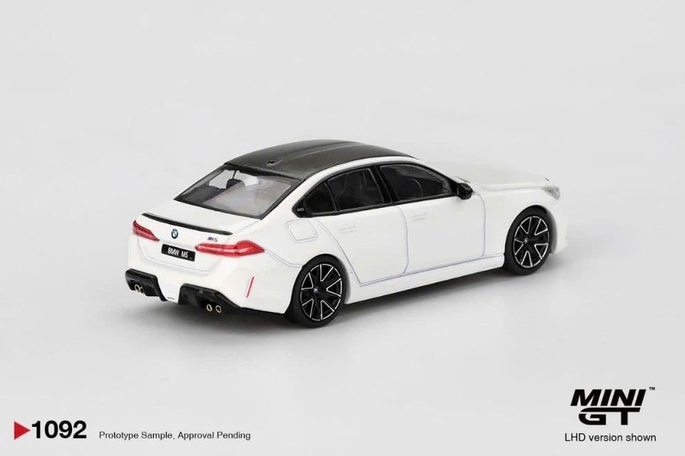 Xe mô hình MGT01092 Mini GT BMW M5 Alpine White - ảnh 1