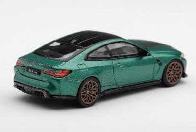 Mặt bên mô hình Mini GT MGT01328 BMW M4 CS Frozen Isle of Man Green Metallic LHD tỉ lệ 1:64