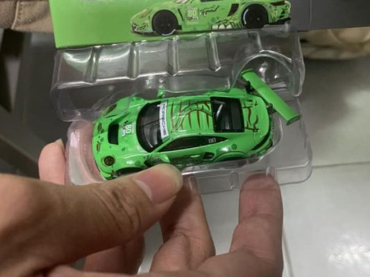 Cánh gió & chi tiết nhựa dễ gãy