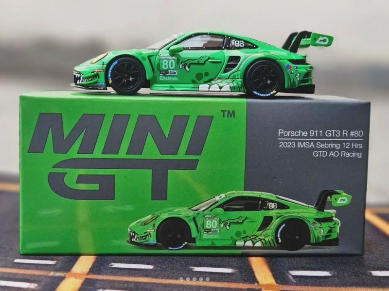 Mô hình Mini GT Rexy là gì? Có gì nổi bật & có đáng để sưu tầm? Mô hình Mini GT Porsche 911 Rexy