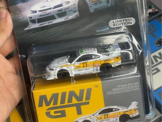 Blister Diecast là gì? Cách nhận biết lỗi & mẹo tránh móp nứt khi mua hàng Móp Blister